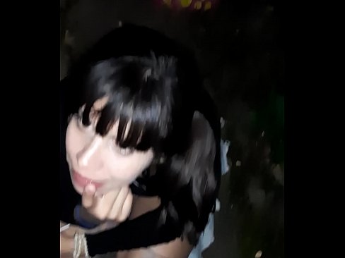 ❤️ Op der Strooss geschwollen Penis am Austausch fir Séissegkeeten Porno op Porno lb.online4sex.ru